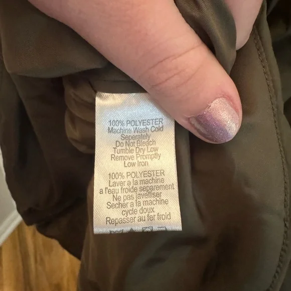 Olive Legendary Whitetails Women's Quilted Toggle Puffer Vest - Picture 8 of 8